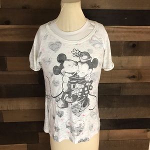 Disney Mickey Minnie Women’s top size large‎